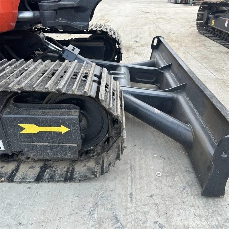 Kubota kx165 Vikšriniai ekskavatoriai