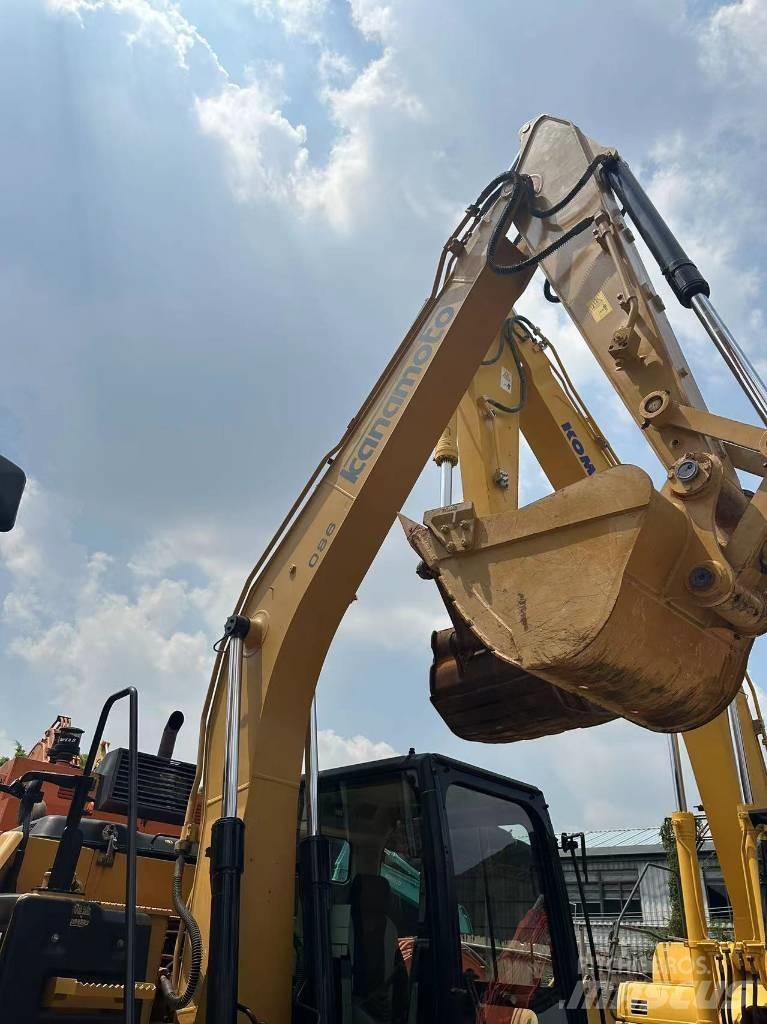 CAT 312 E Vidutinės galios ekskavatoriai 7-12 t