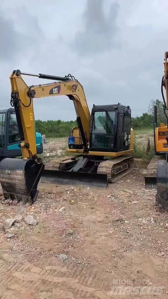 CAT 308E2 Vidutinės galios ekskavatoriai 7-12 t