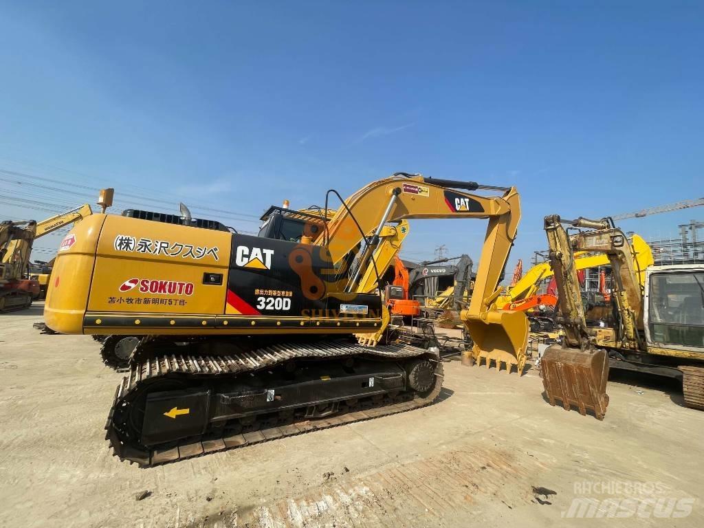 CAT 326 D2 Vikšriniai ekskavatoriai