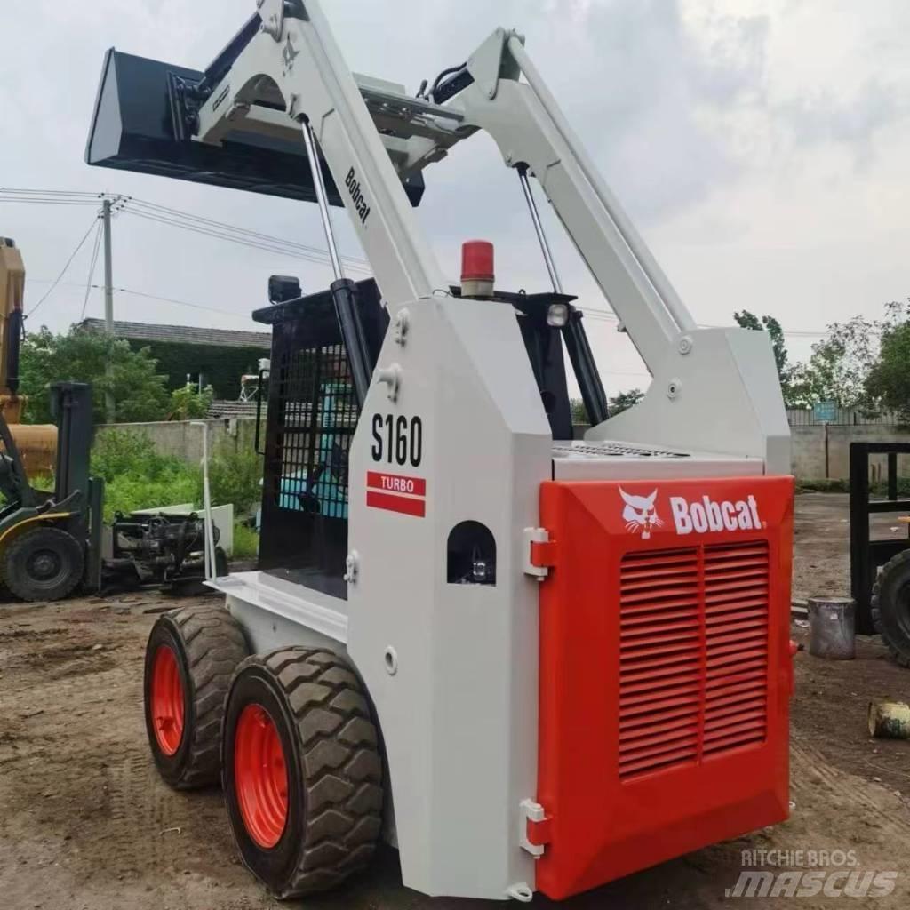 Bobcat S 160 Krautuvai su šoniniu pasukimu