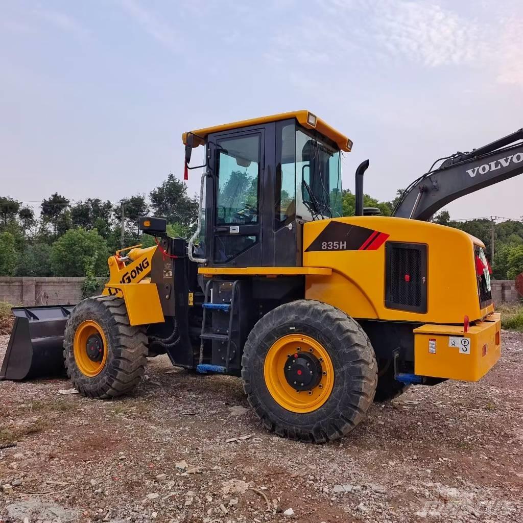 LiuGong 835H Naudoti ratiniai krautuvai