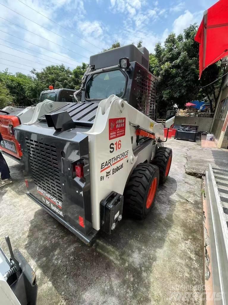 Bobcat S 16 Krautuvai su šoniniu pasukimu
