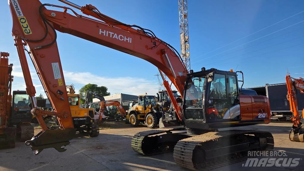Hitachi ZX 210 Vikšriniai ekskavatoriai