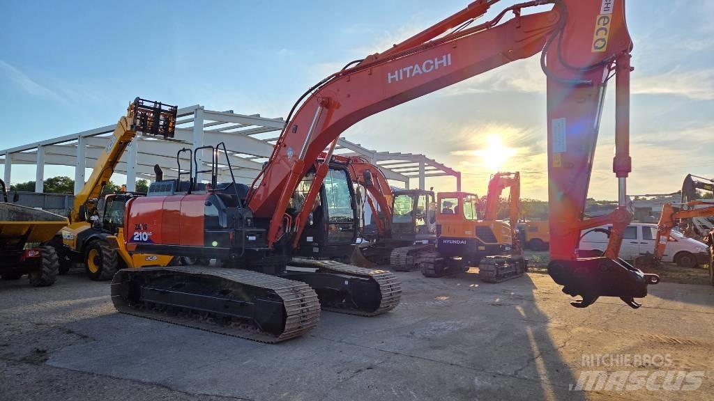 Hitachi ZX 210 Vikšriniai ekskavatoriai
