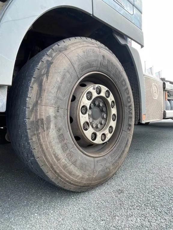 Scania R400 Sunkvežimiai su keliamuoju kabliu