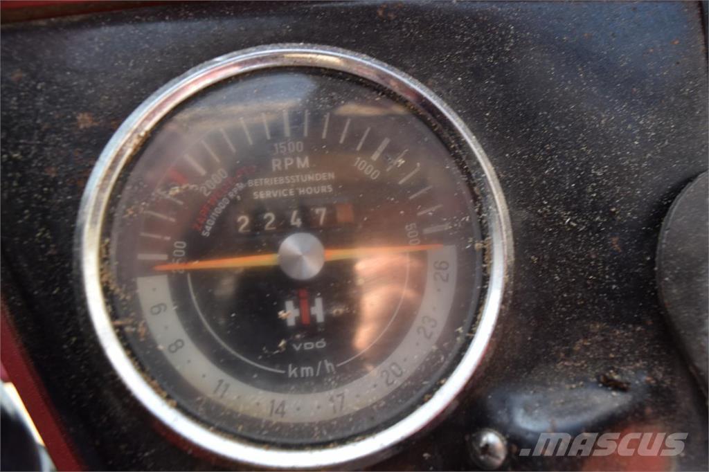 Case IH 624 Traktoriai