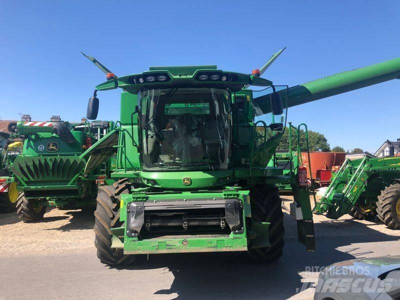 John Deere S770 Derliaus nuėmimo kombainai