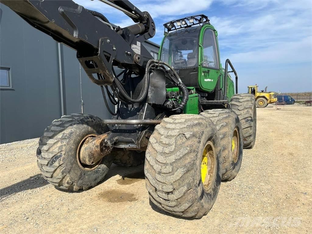 John Deere 1470E Miško technika (Harvesteriai)