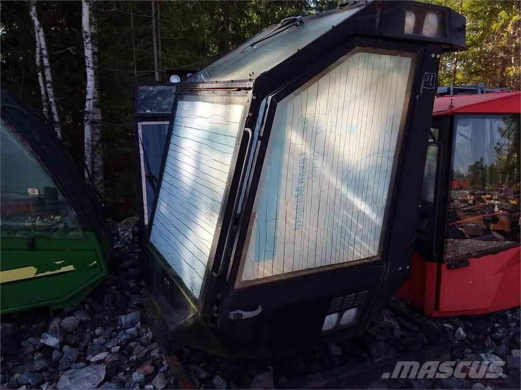 Valmet 901 Kabinos ir salonai