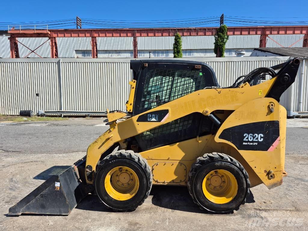 CAT 262 C Krautuvai su šoniniu pasukimu