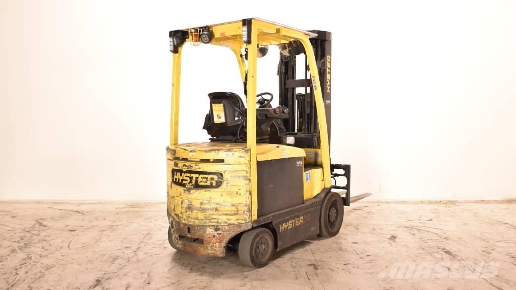 Hyster E3.0XN Elektriniai šakiniai krautuvai