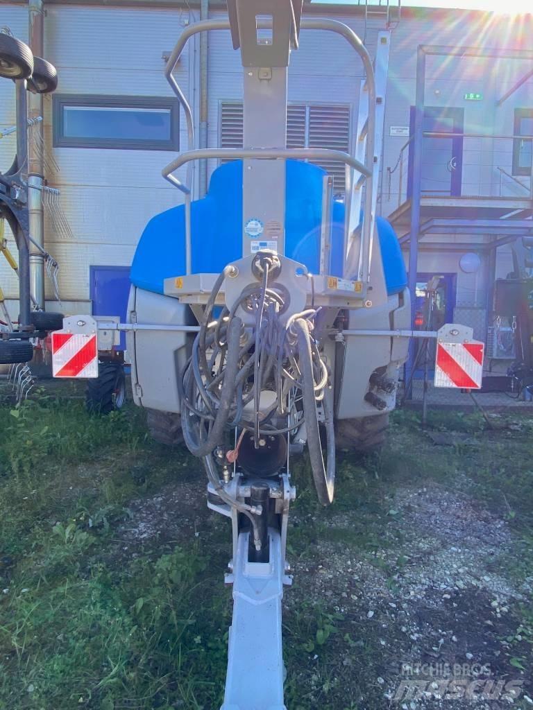 Lemken Vega 12/4000 Prikabinami purkštuvai