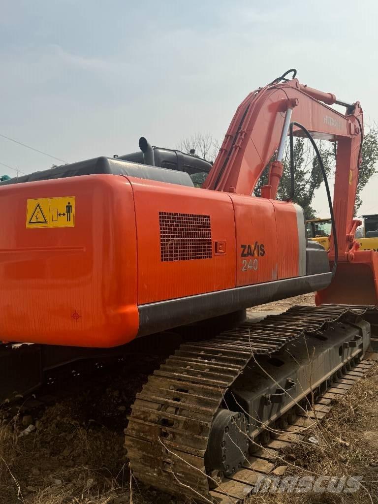 Hitachi ZX 240 Vikšriniai ekskavatoriai