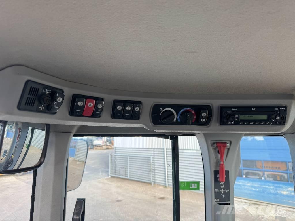 CAT 938 K Naudoti ratiniai krautuvai