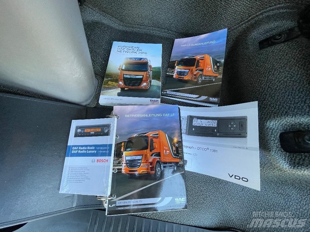 DAF LF220 Sunkvežimiai su dengtu kėbulu