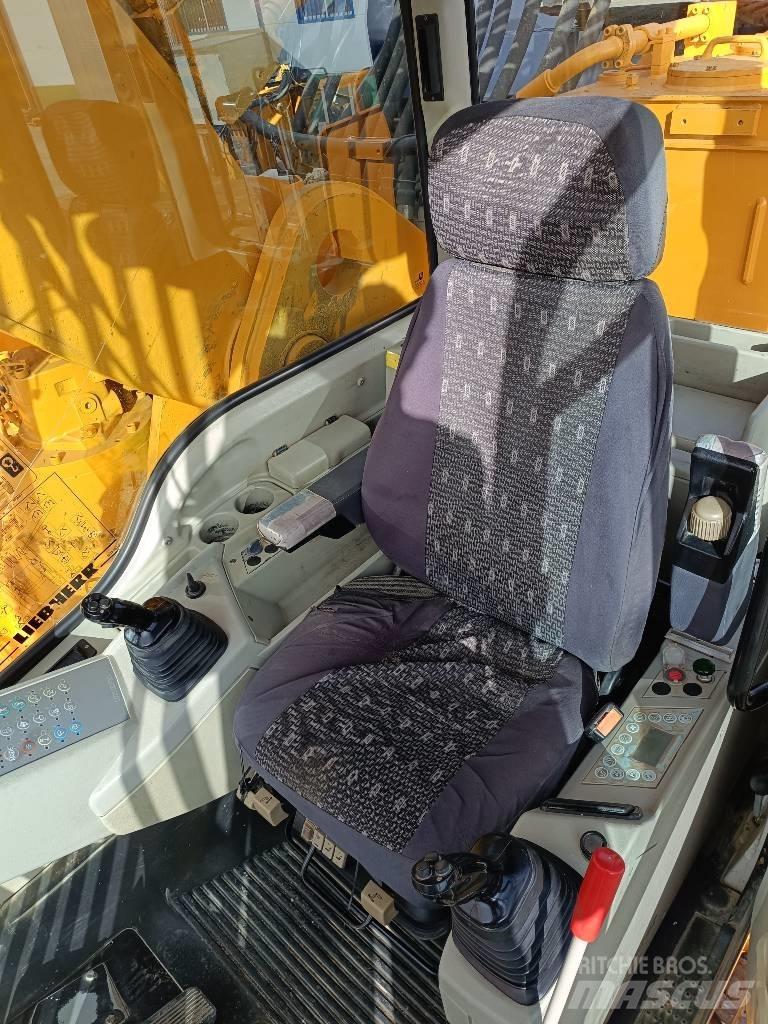 Liebherr R974C Vikšriniai ekskavatoriai
