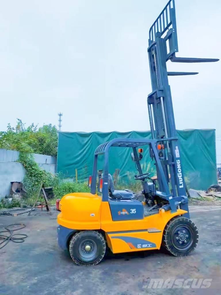 LiuGong CPC 35 Dyzeliniai krautuvai