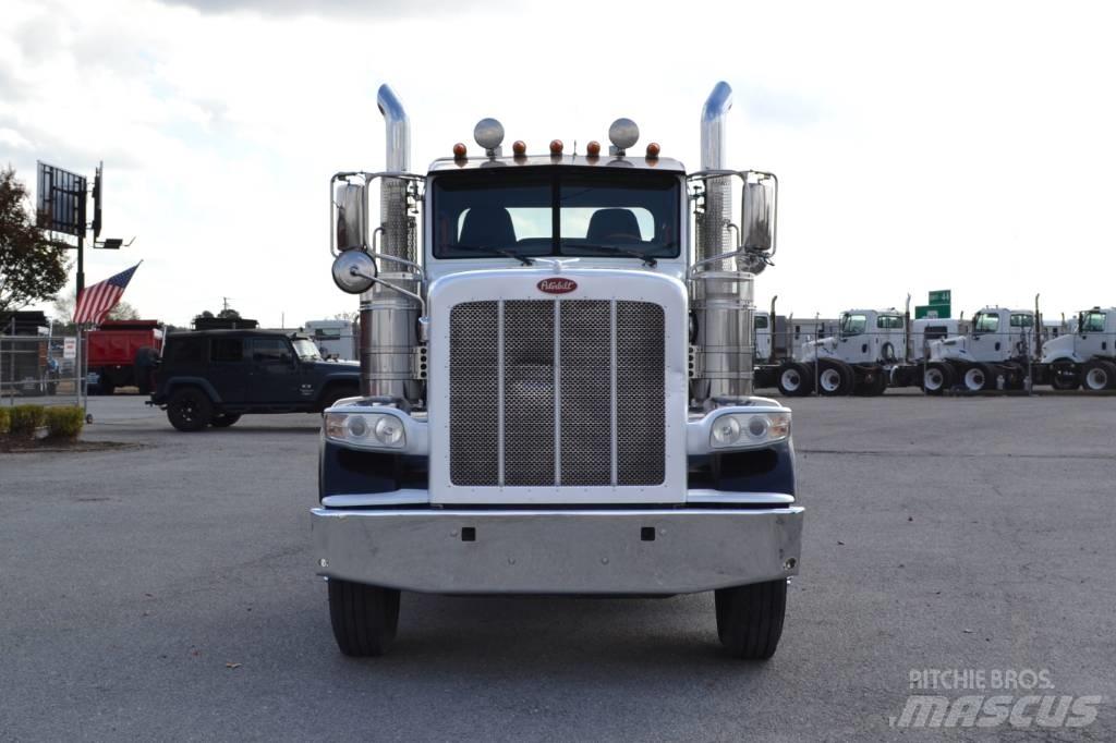 Peterbilt 389 Naudoti vilkikai