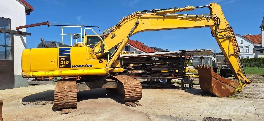 Komatsu PC 210 Crawler excavators