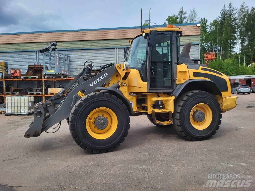 Volvo L 50 H Naudoti ratiniai krautuvai