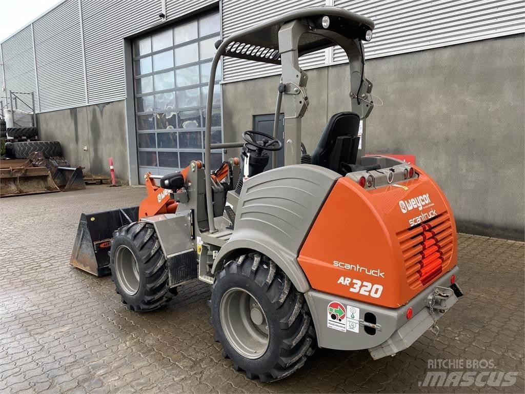 Weycor AR320 Agrar Daugiafunkciniai pakrovėjai