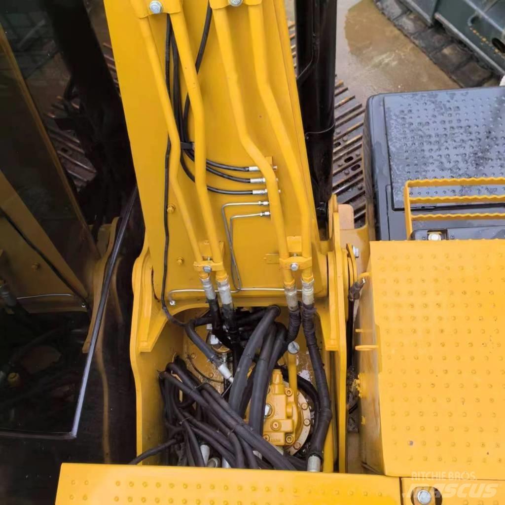 CAT 312 D Vikšriniai ekskavatoriai