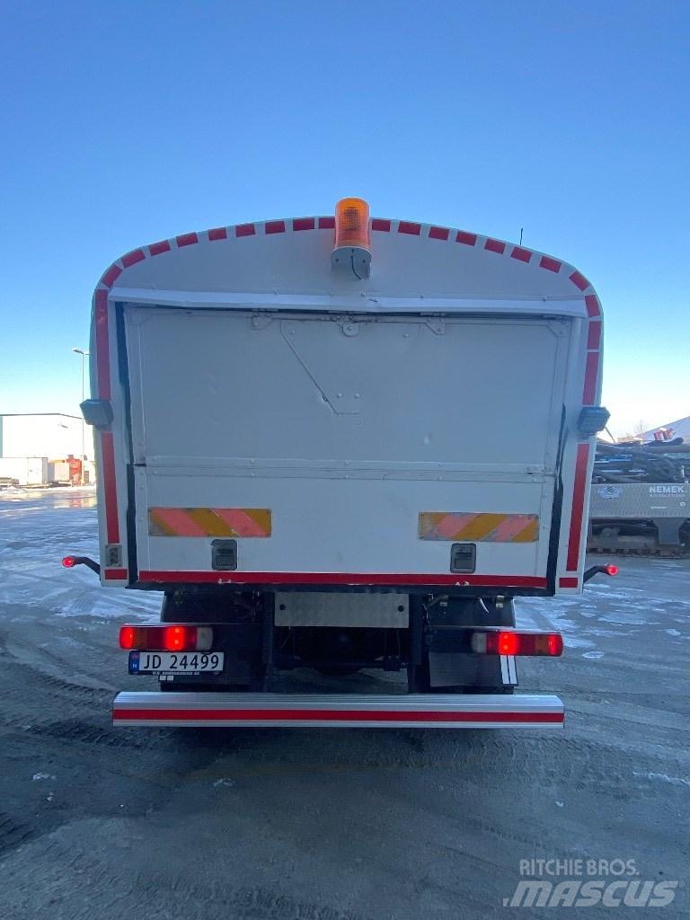 Scania 124 C 360 Automobilinės cisternos