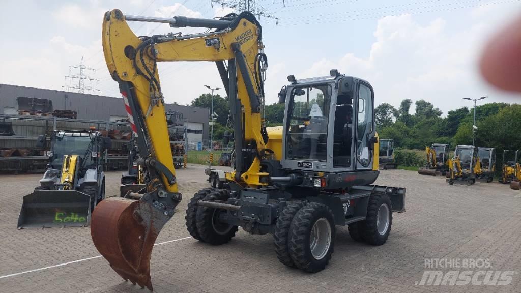 Wacker Neuson EW100 Ratiniai ekskavatoriai