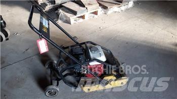 Wacker WP 1550 W Plūktuvai