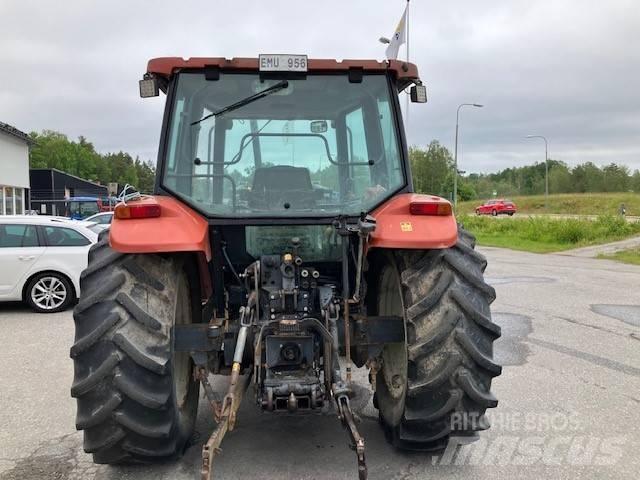 New Holland L 85 Traktoriai