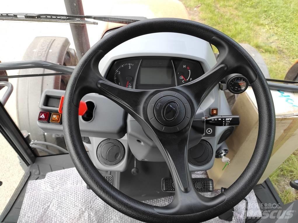 Kubota M4073 Traktoriai