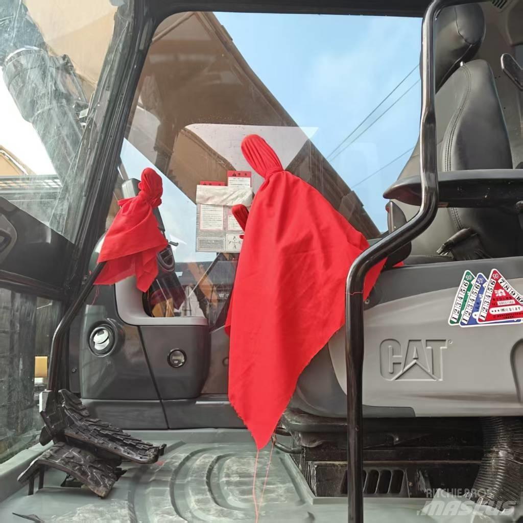 CAT 326DL Vikšriniai ekskavatoriai