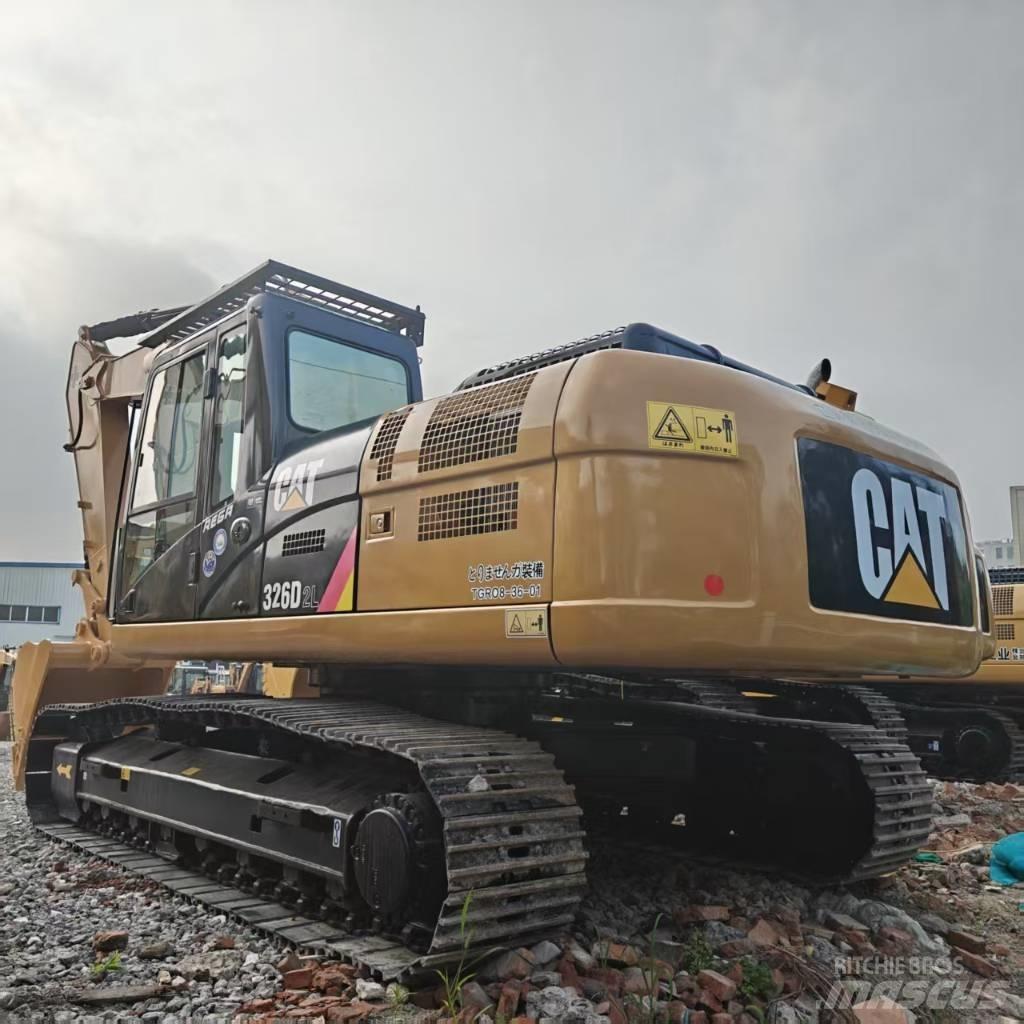CAT 326DL Vikšriniai ekskavatoriai