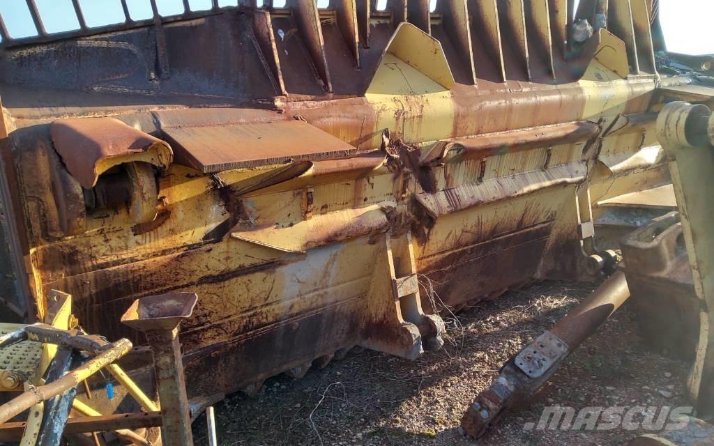 CAT D 11 N Vikšriniai buldozeriai