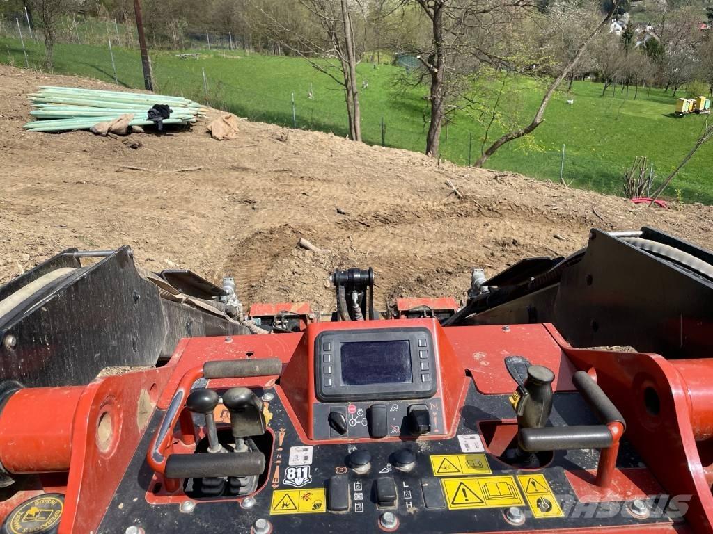 Ditch Witch SK 3000 Vikšriniai krautuvai