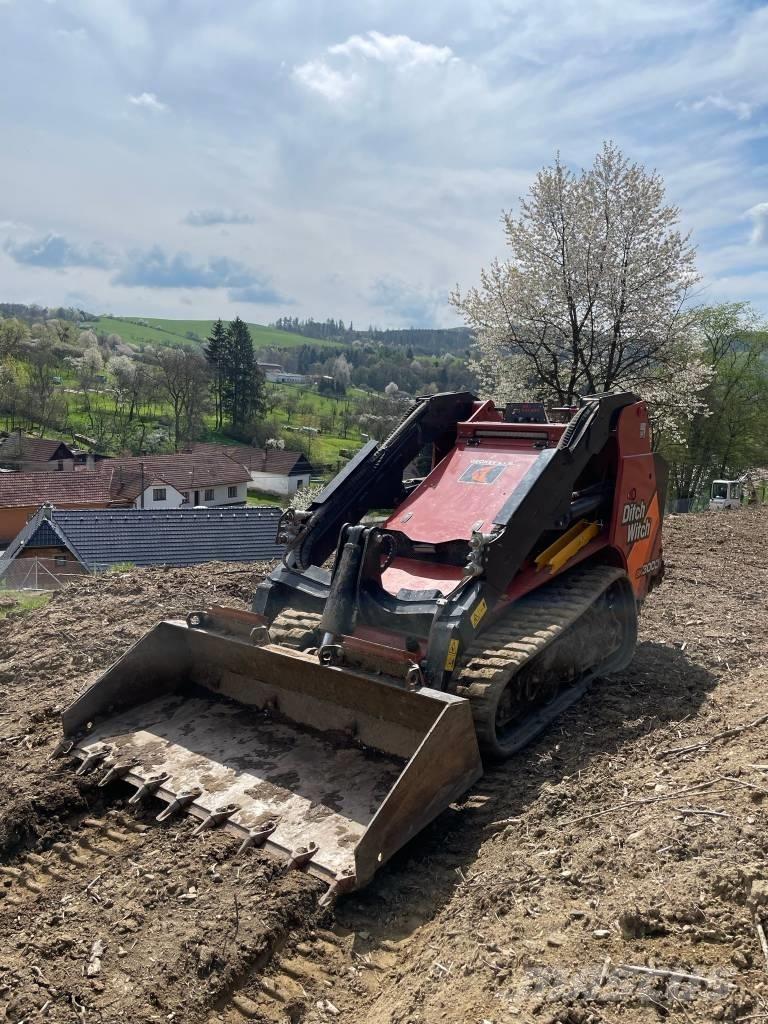 Ditch Witch SK 3000 Vikšriniai krautuvai