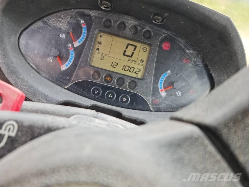 Hitachi ZW 220 Naudoti ratiniai krautuvai