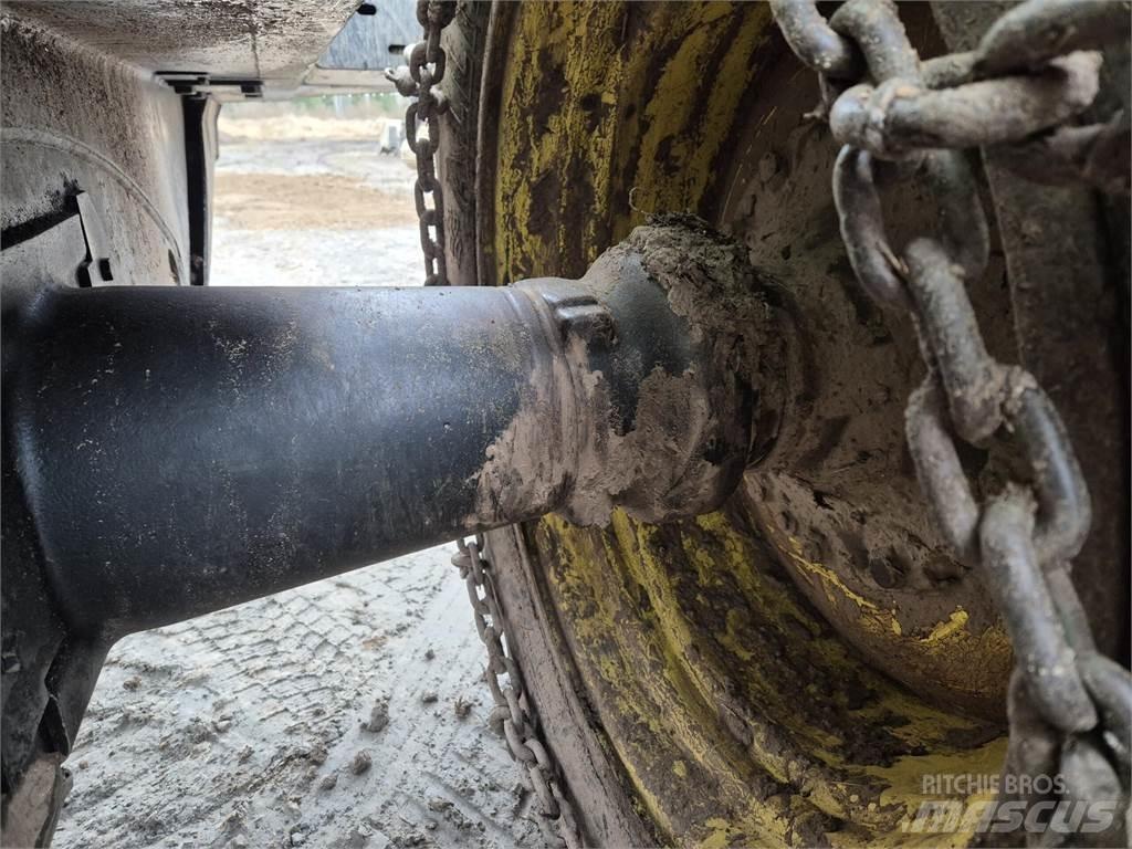 John Deere 1110D Naudoti miškovežiai (Forvarderiai)