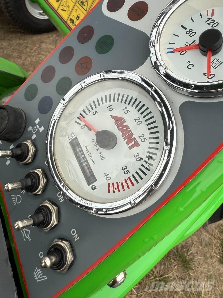 Avant 635 Mini krautuvai