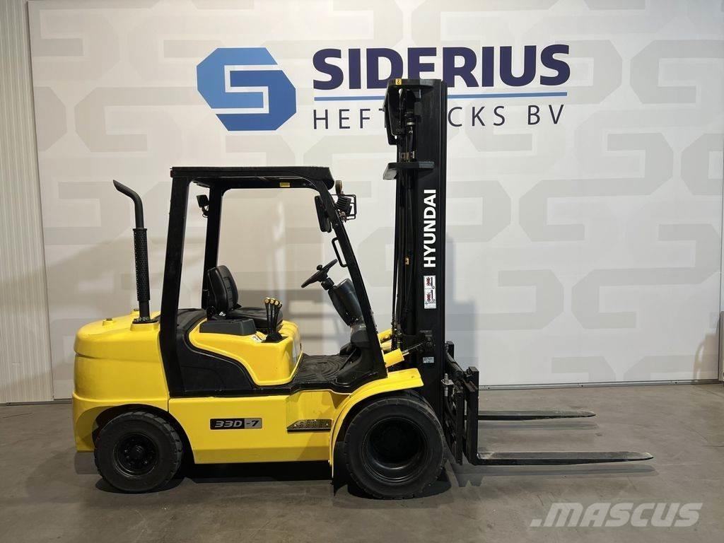 Hyundai 33D-7 Dyzeliniai krautuvai