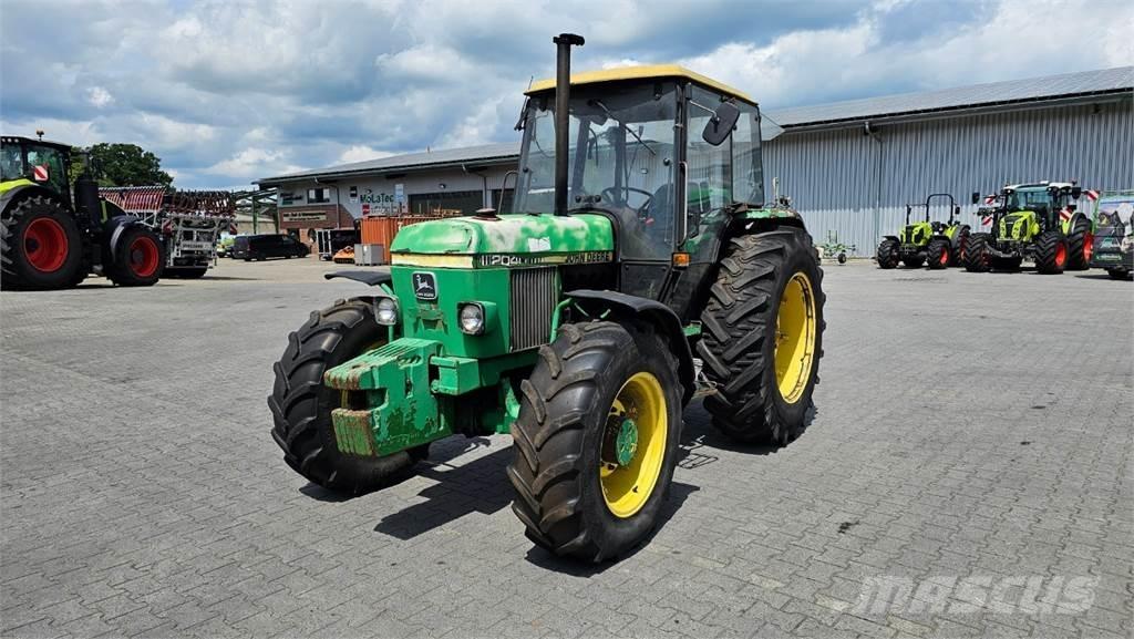 John Deere 2040A Traktoriai