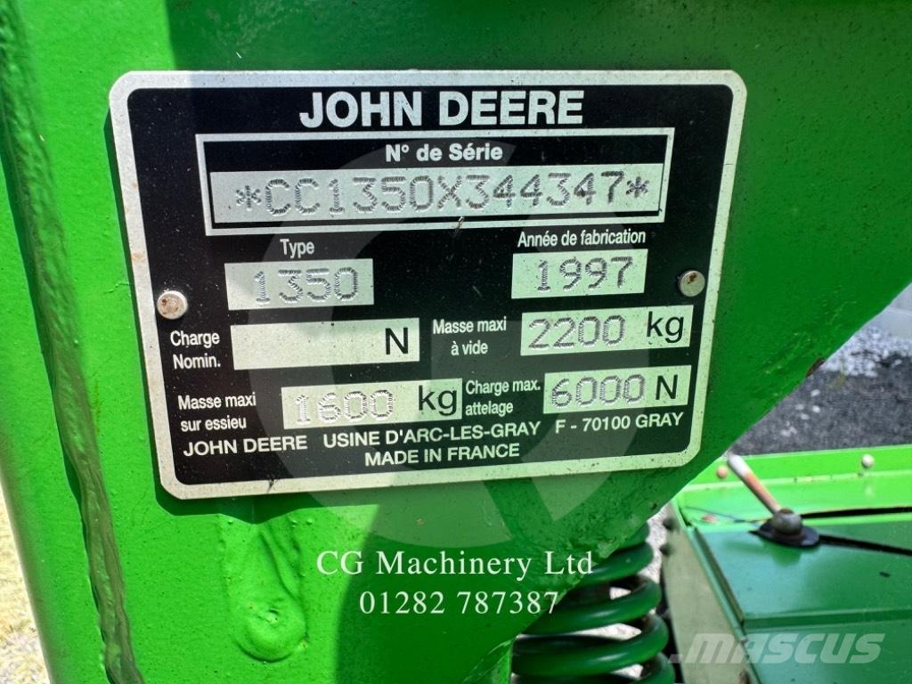 John Deere 1350 Formuojančios žoliapjovės