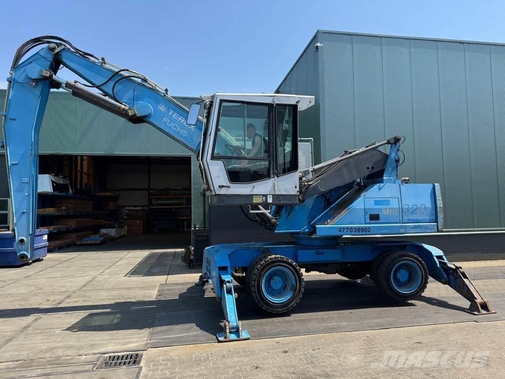 Fuchs MHL 320 Atliekų / pramoniniai krautuvai