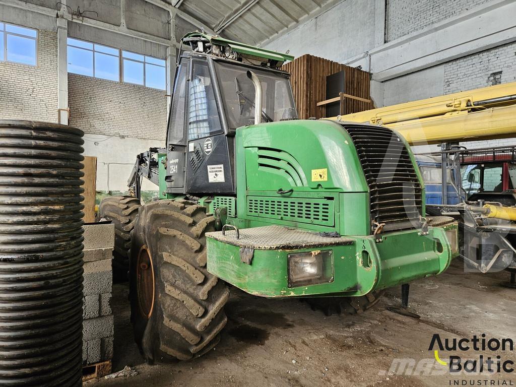 Amkodor 2541 Miško technika (Harvesteriai)