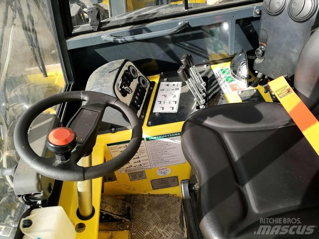 Moffett M8 35.3 Visureigiai krautuvai