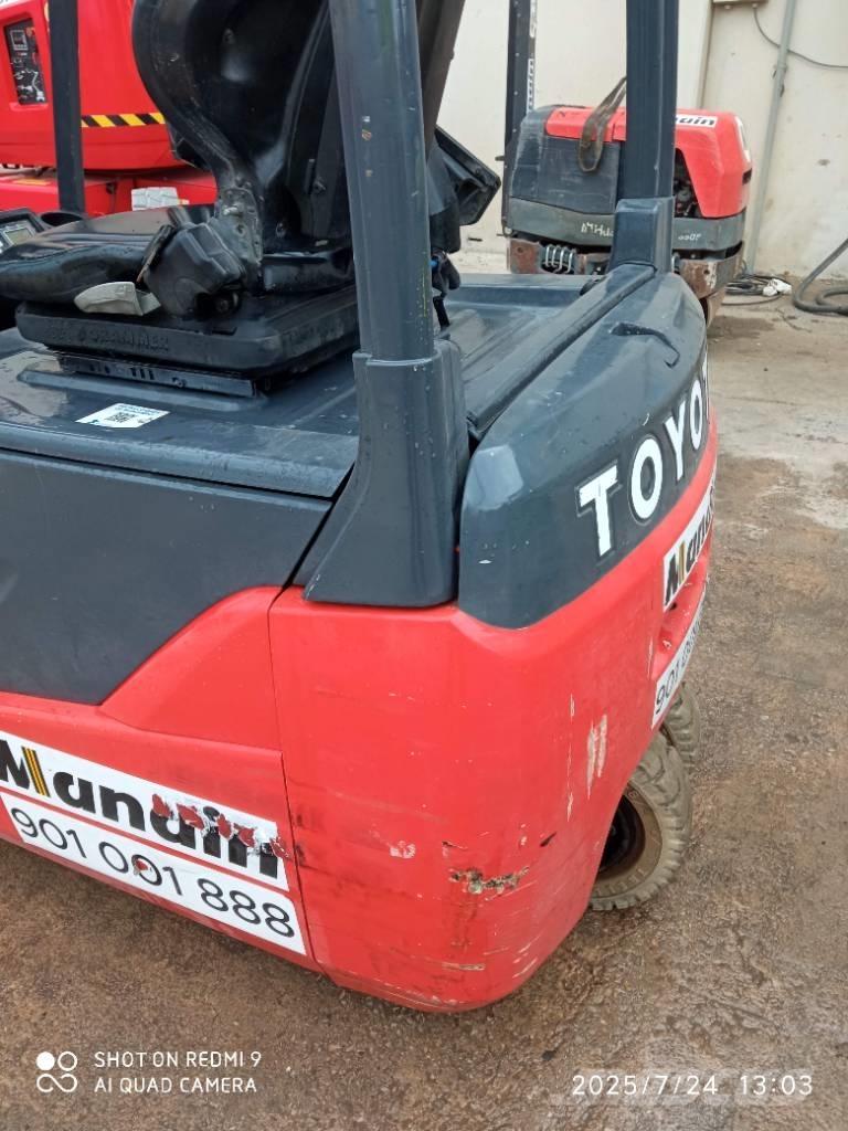 Toyota 8FBE16T Elektriniai šakiniai krautuvai