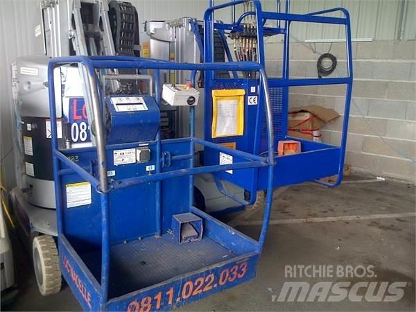 JLG TOUCAN 861 Vertikalūs stiebiniai keltuvai
