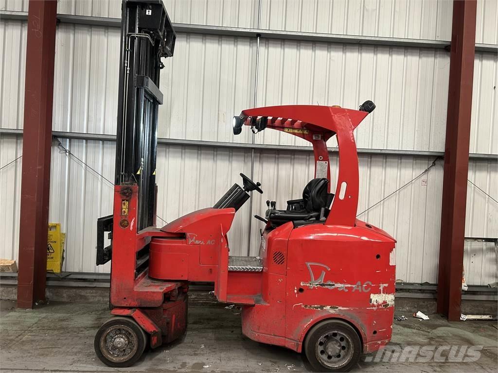  AC Stormax 1250 Siaurų praėjimų krautuvai