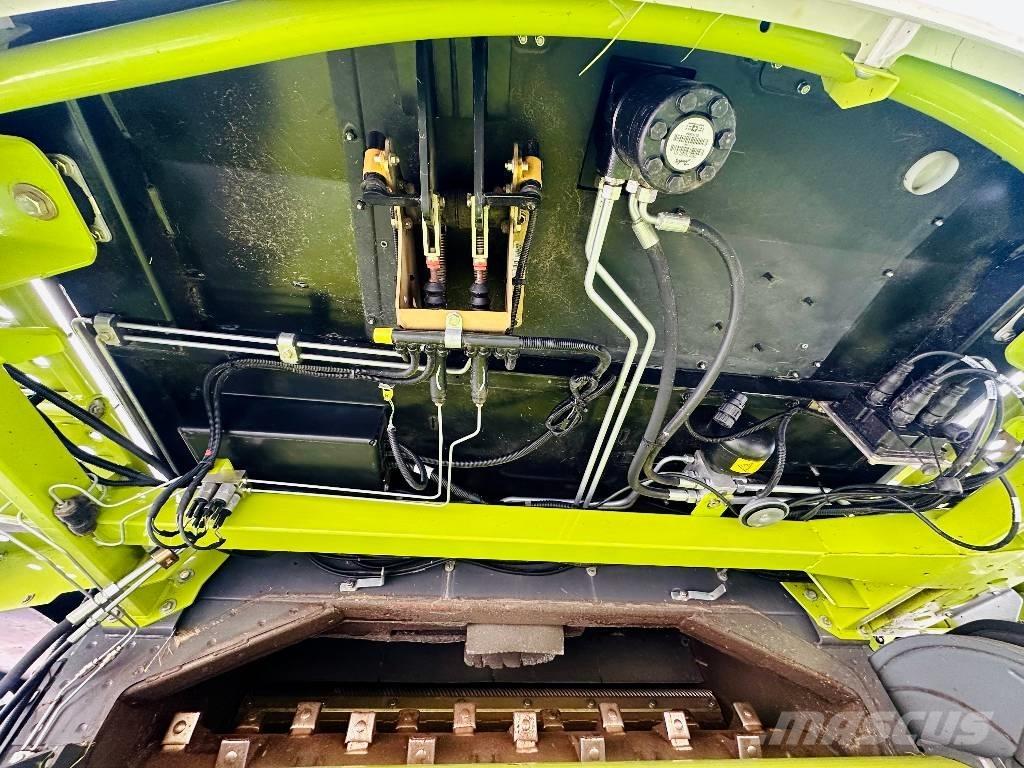 CLAAS Lexion 670 Derliaus nuėmimo kombainai